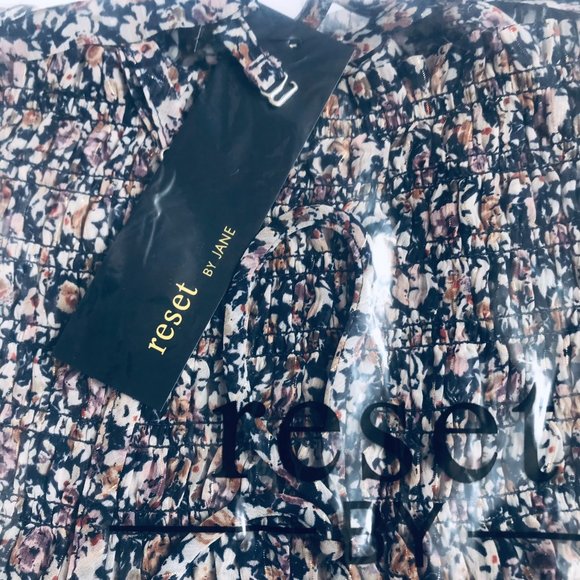 NWT Reset by Jane 'Viviana' smocked bust layered chiffon Tunic Top S,M,L - Picture 6 of 6